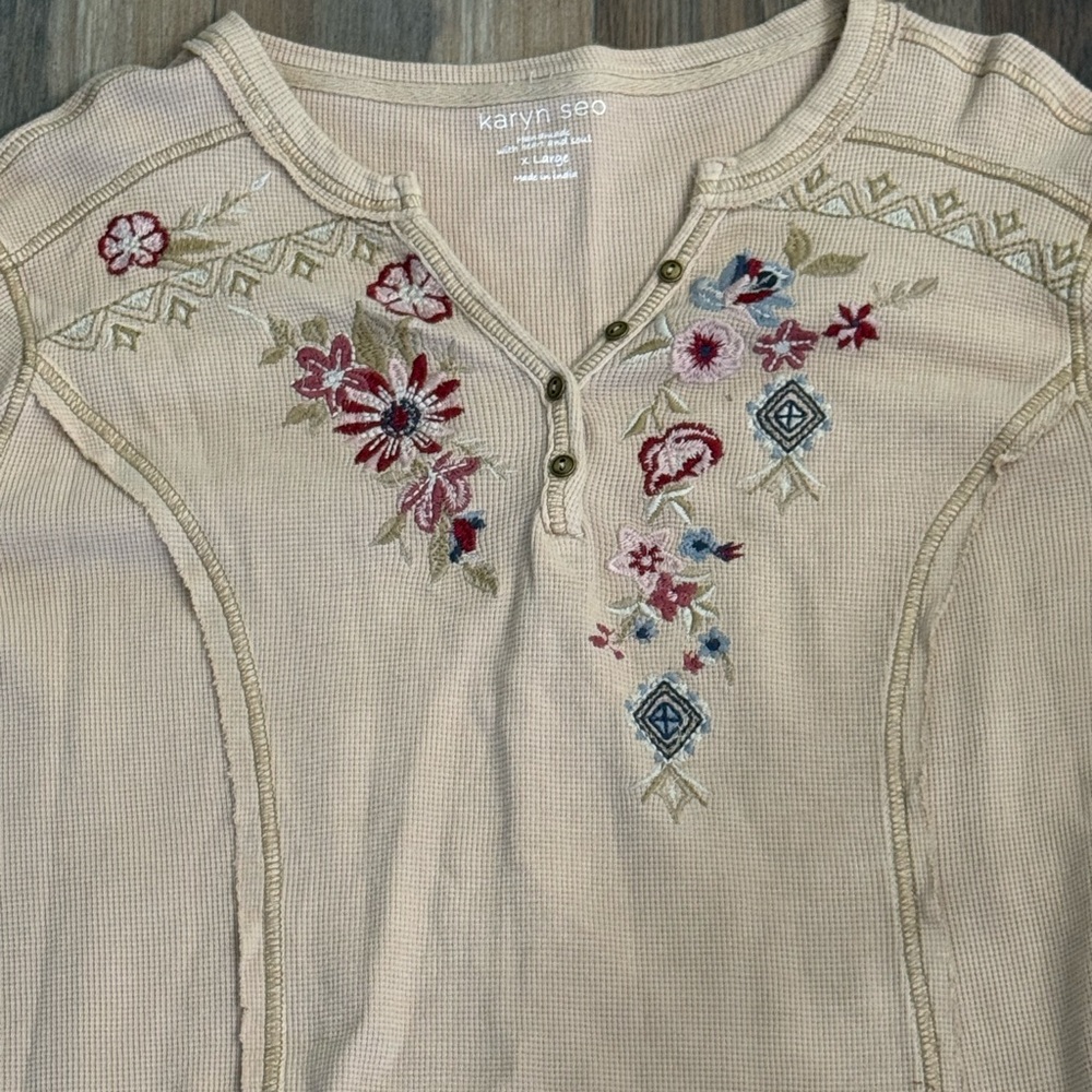 Karyn Seo Floral Embroidered Long Sleeve Top - Cream - Picture 2 of 6